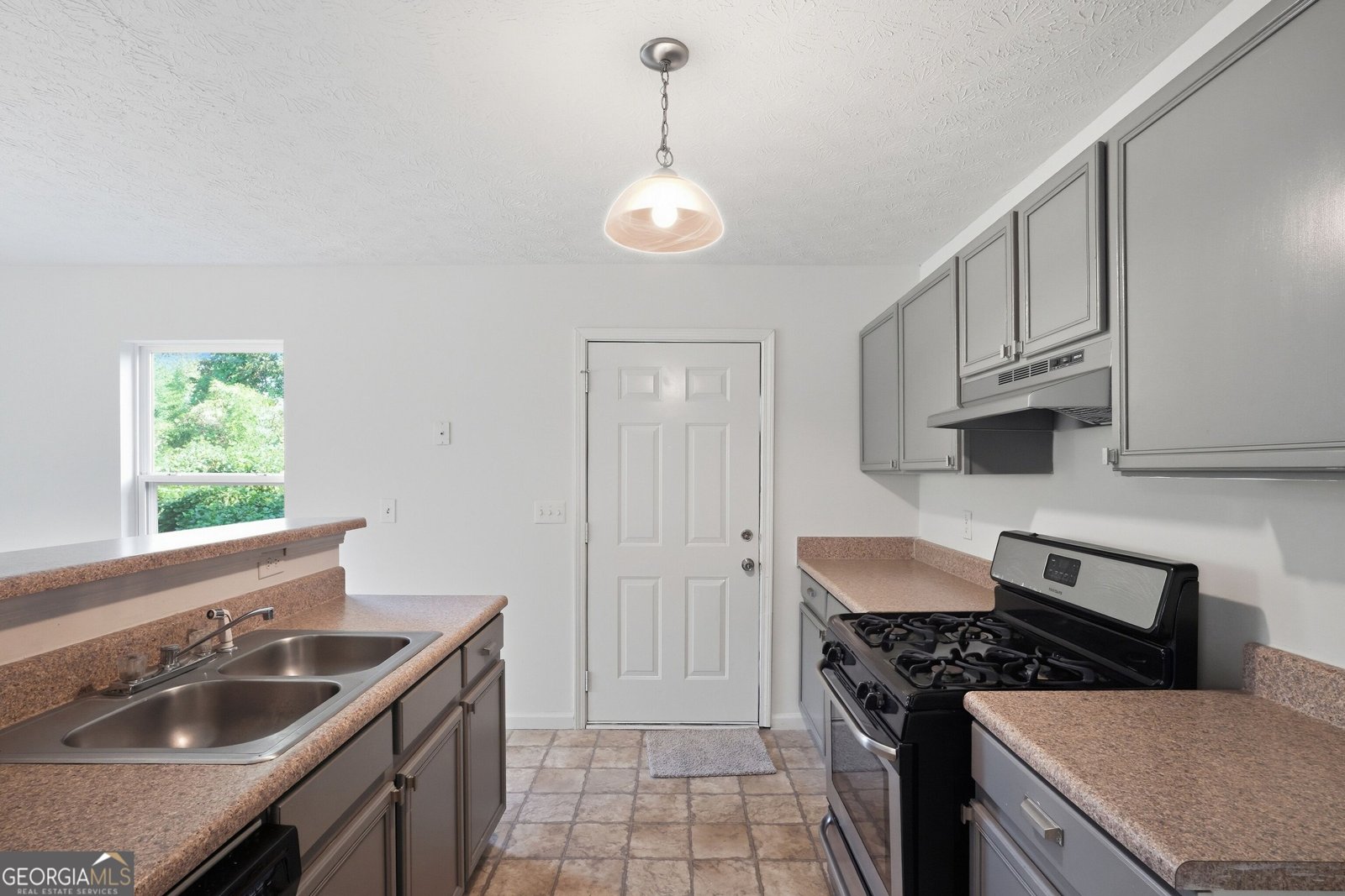 1668 Oak Knoll Circle Atlanta - Photo 8