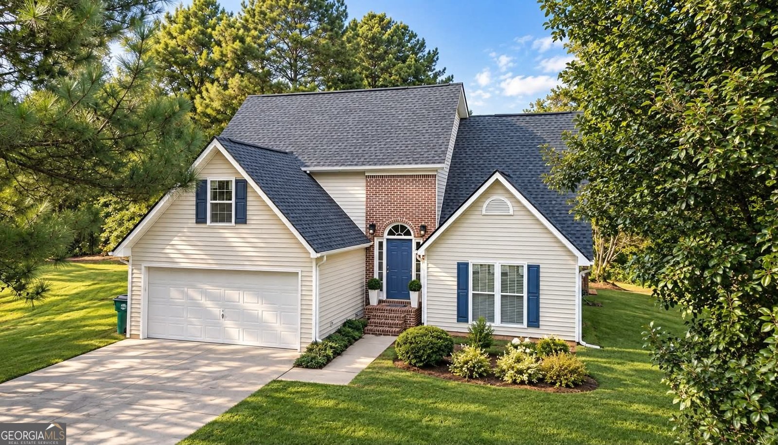 1831 Green Oak Circle Lawrenceville - main photo