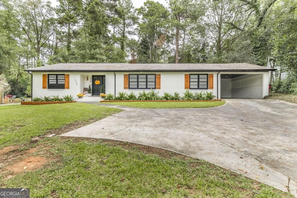 1255 Nottingham Drive Macon - main photo