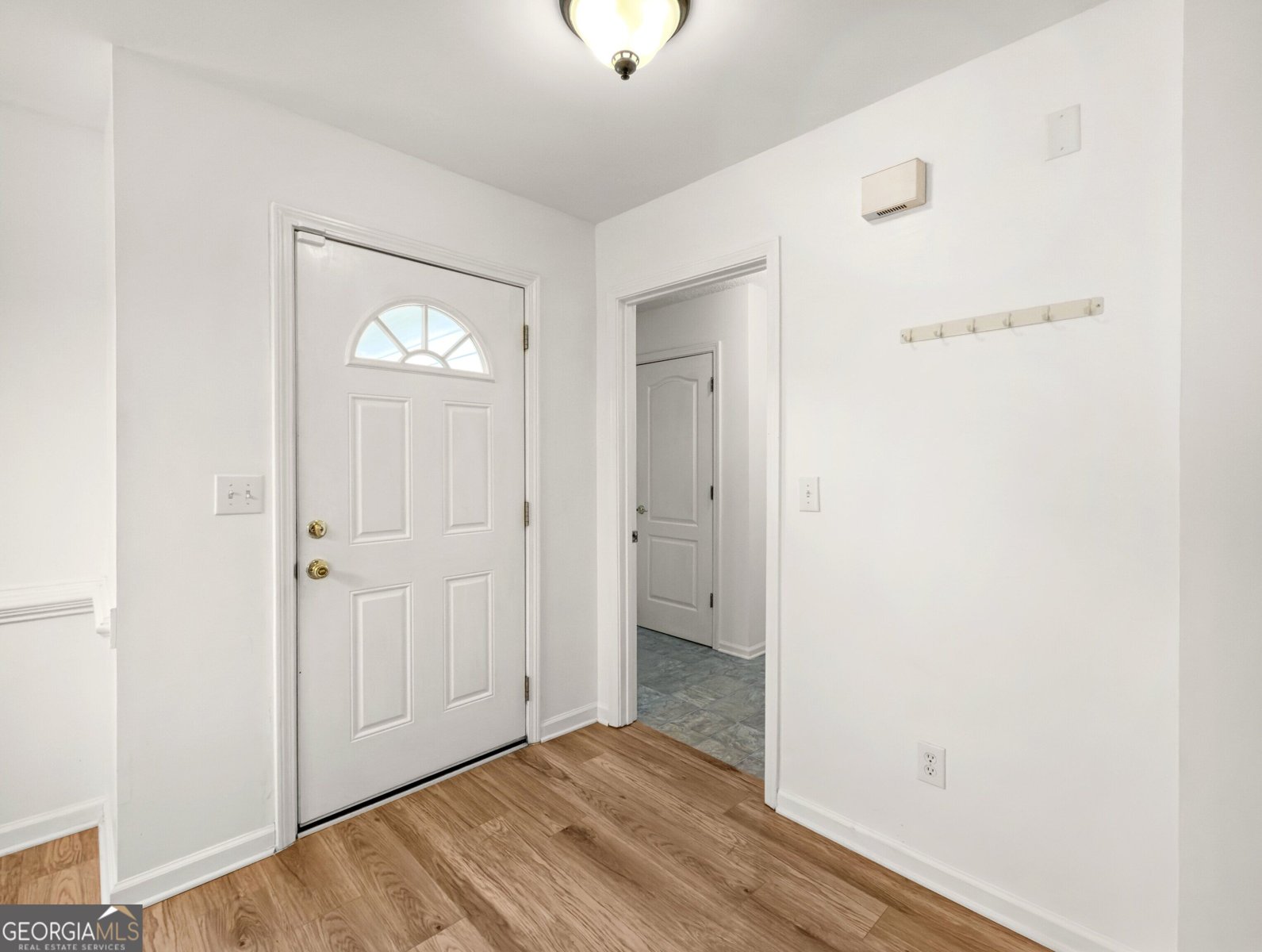 112 Trestle Court Stockbridge - Photo 11