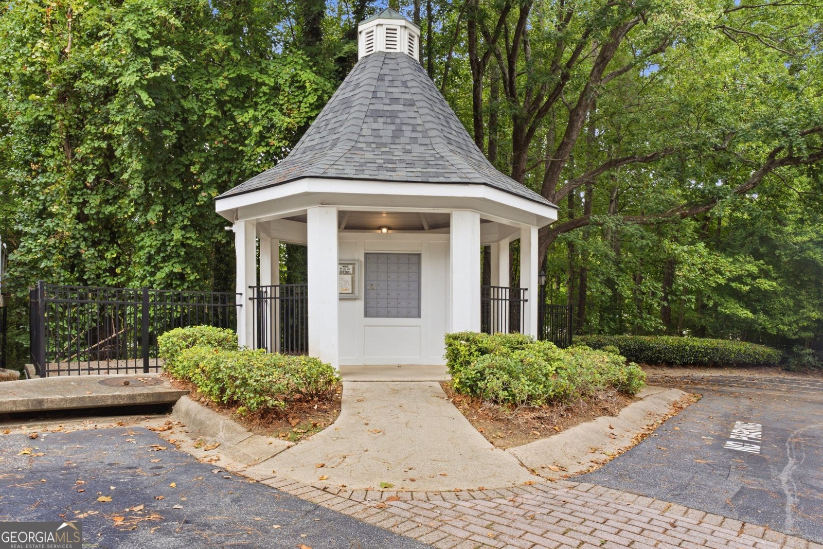 7500 Roswell Road Sandy Springs - Photo 36