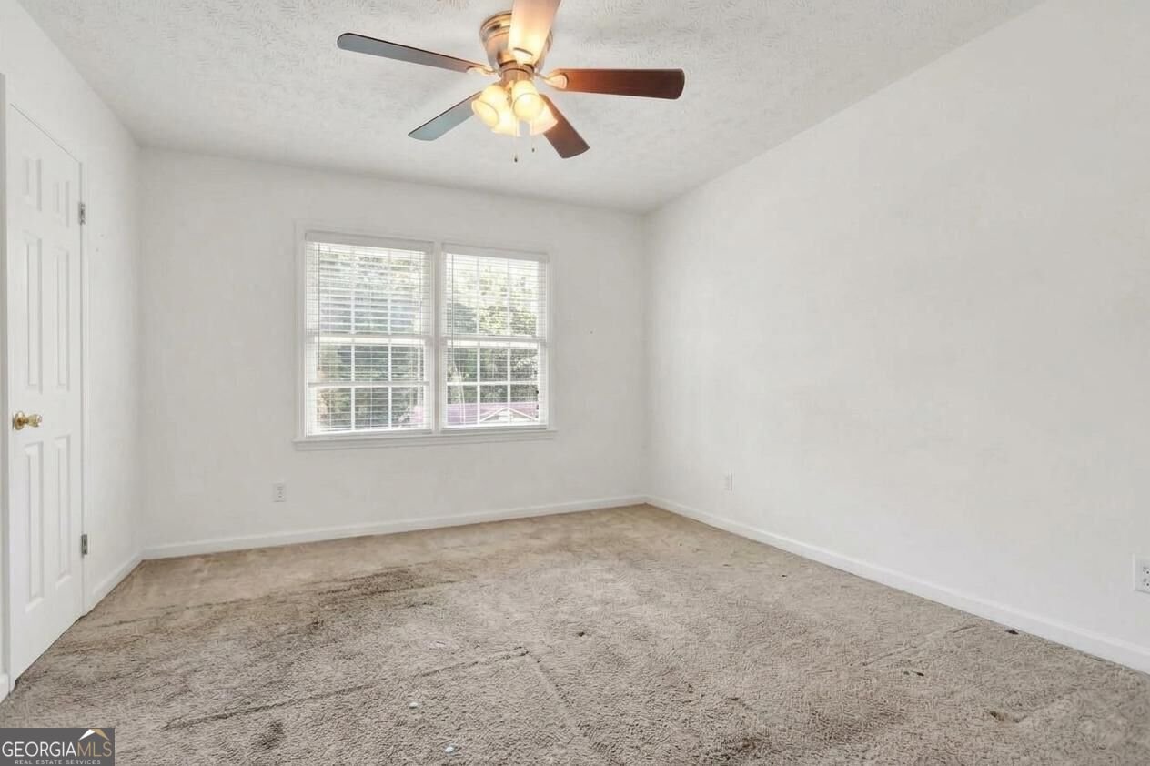 2122 Colonial Oak Way Stone Mountain - Photo 10
