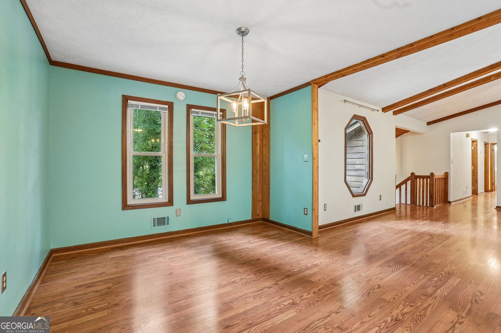 231 Sabrina Court Woodstock - Photo 12