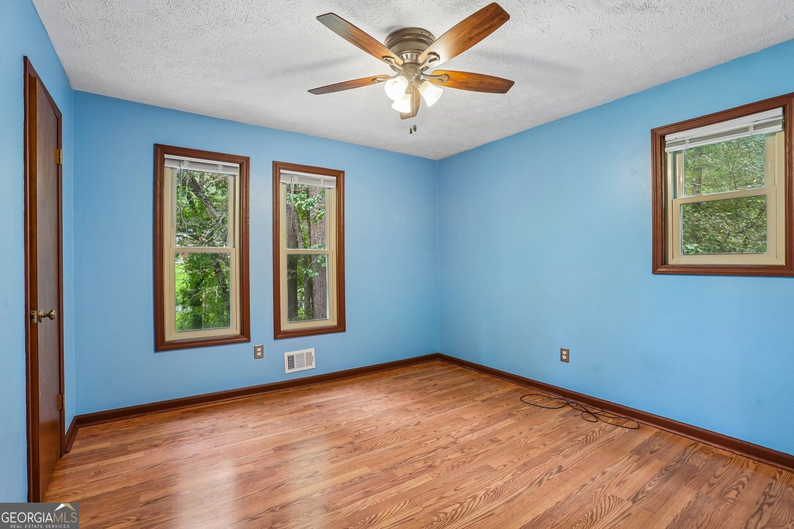 231 Sabrina Court Woodstock - Photo 28