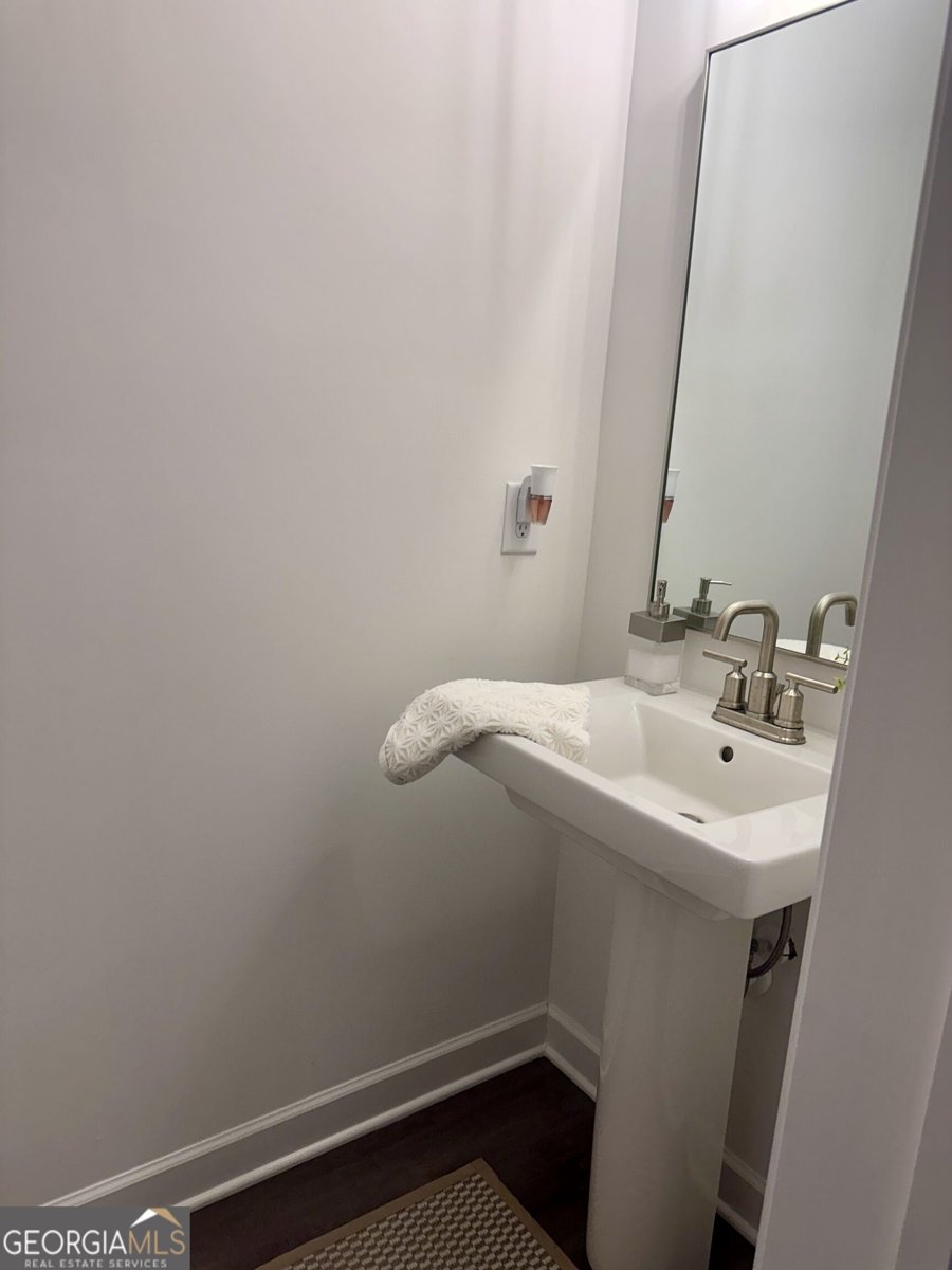 302 North Rampart Street Canton - Photo 11