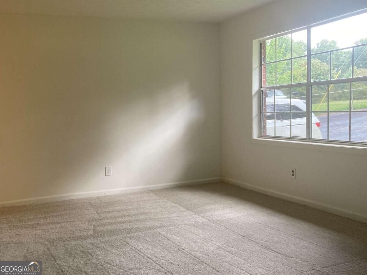 50 Foxboro Court Powder Springs - Photo 10