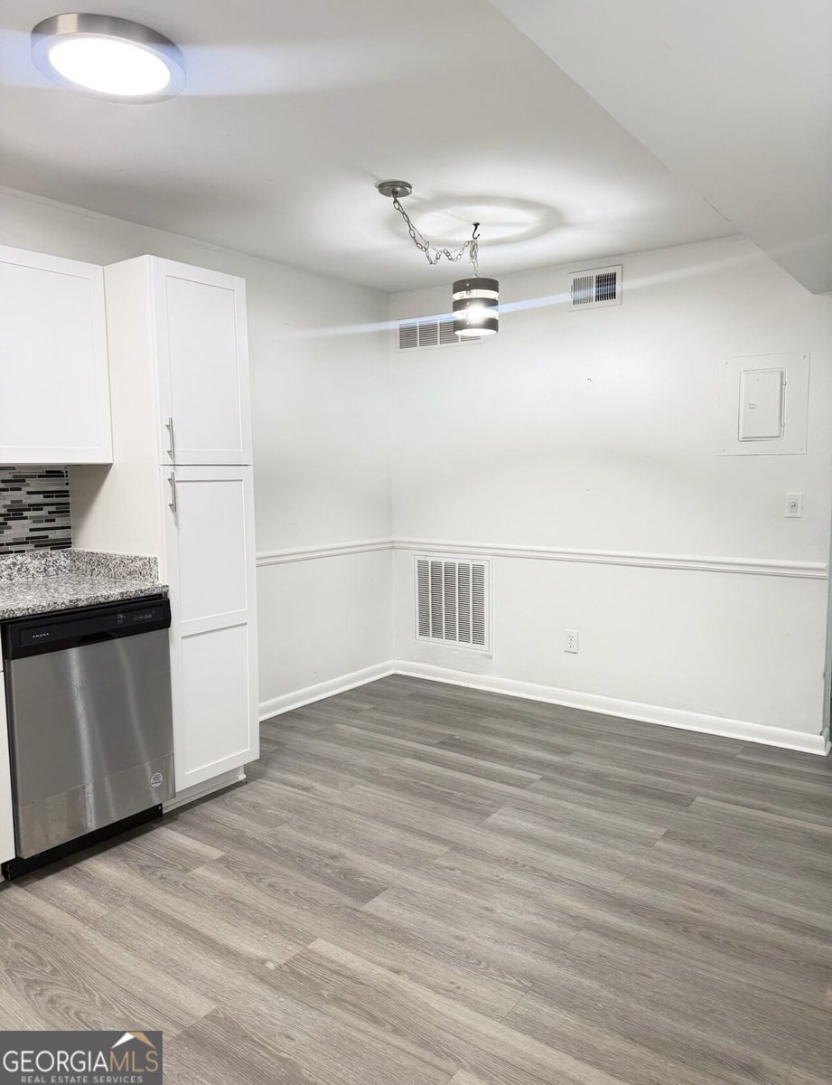 562 Trillum Court Marietta - Photo 13
