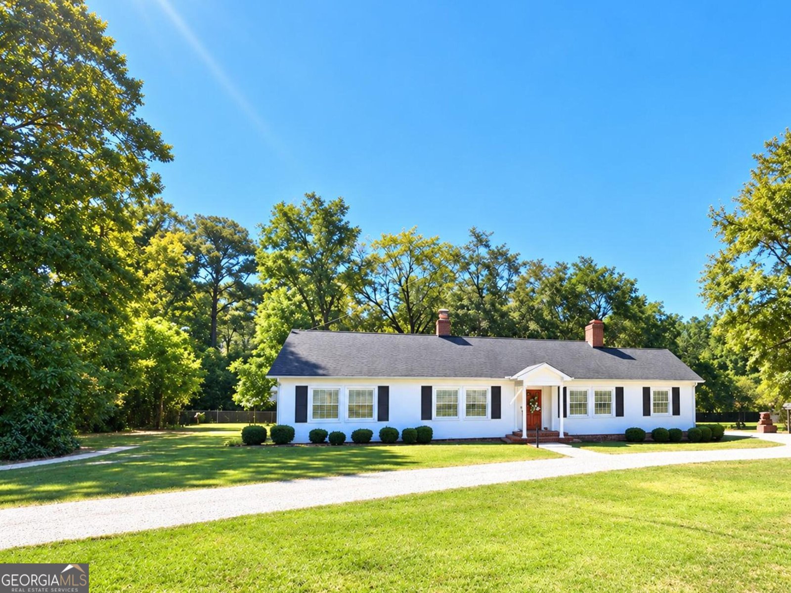 352 Dugger Avenue Roberta - main photo