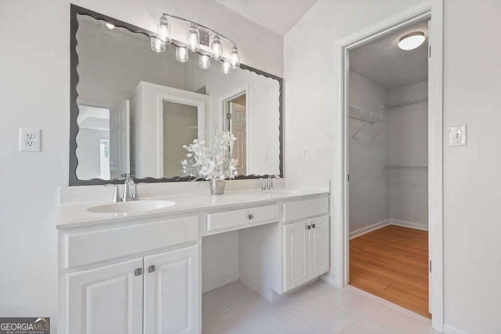 1536 Pinebreeze Drive Marietta - Photo 12