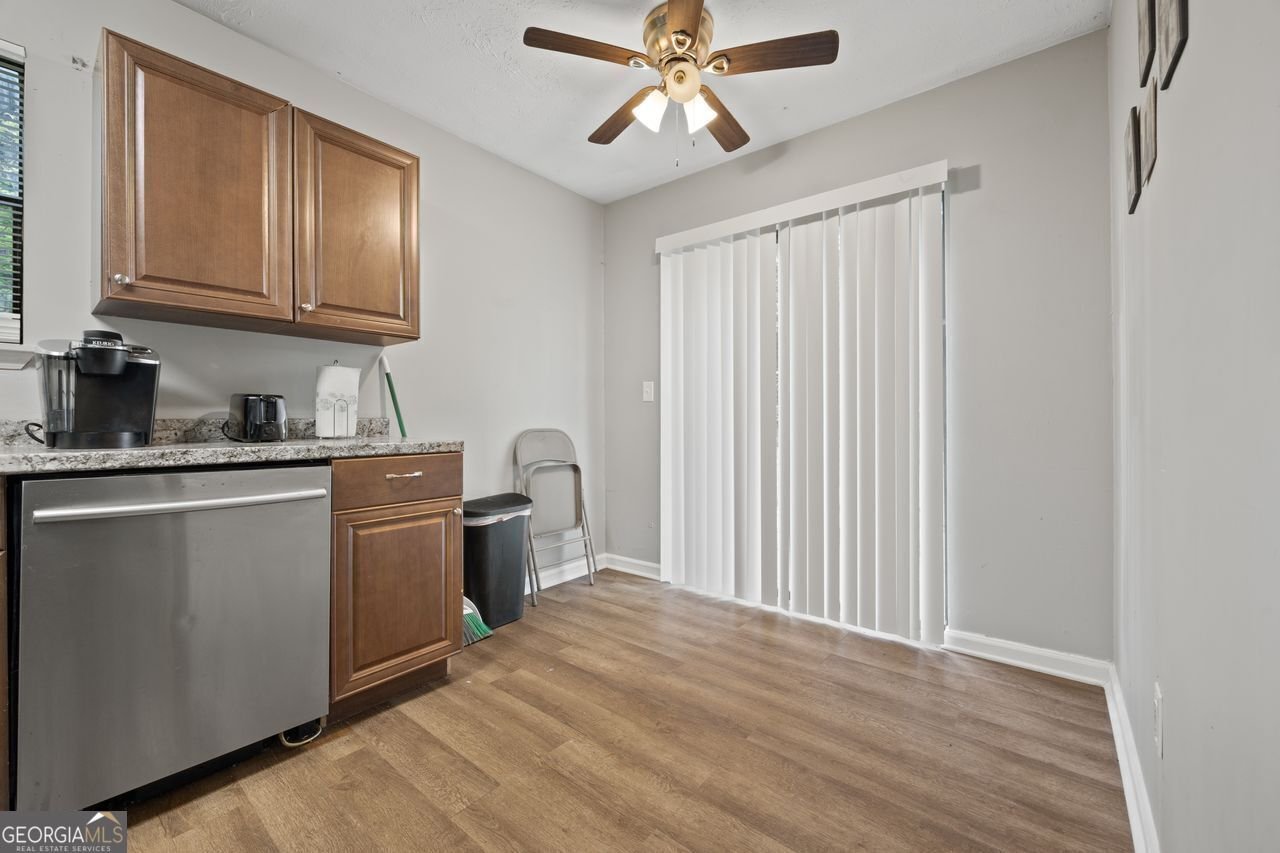 4064 PANOLA WOODS Drive Stonecrest - Photo 13