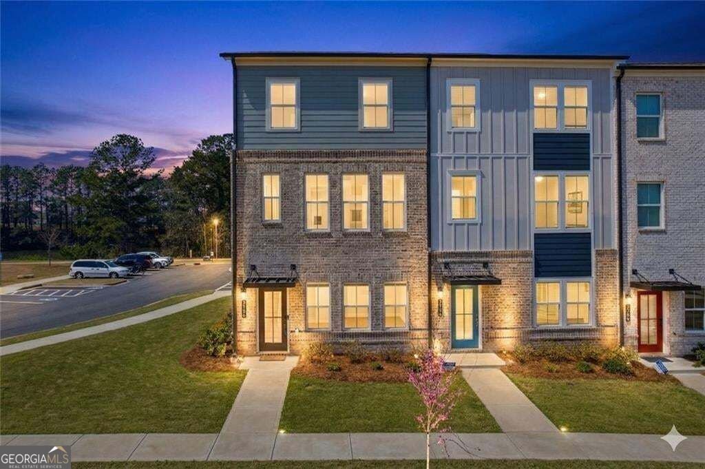 1200 Marlo Way Acworth - main photo