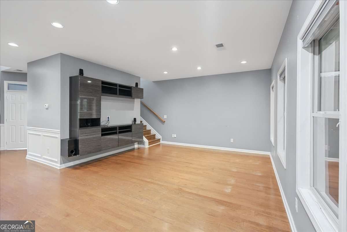 232 Haleys Court Woodstock - Photo 10