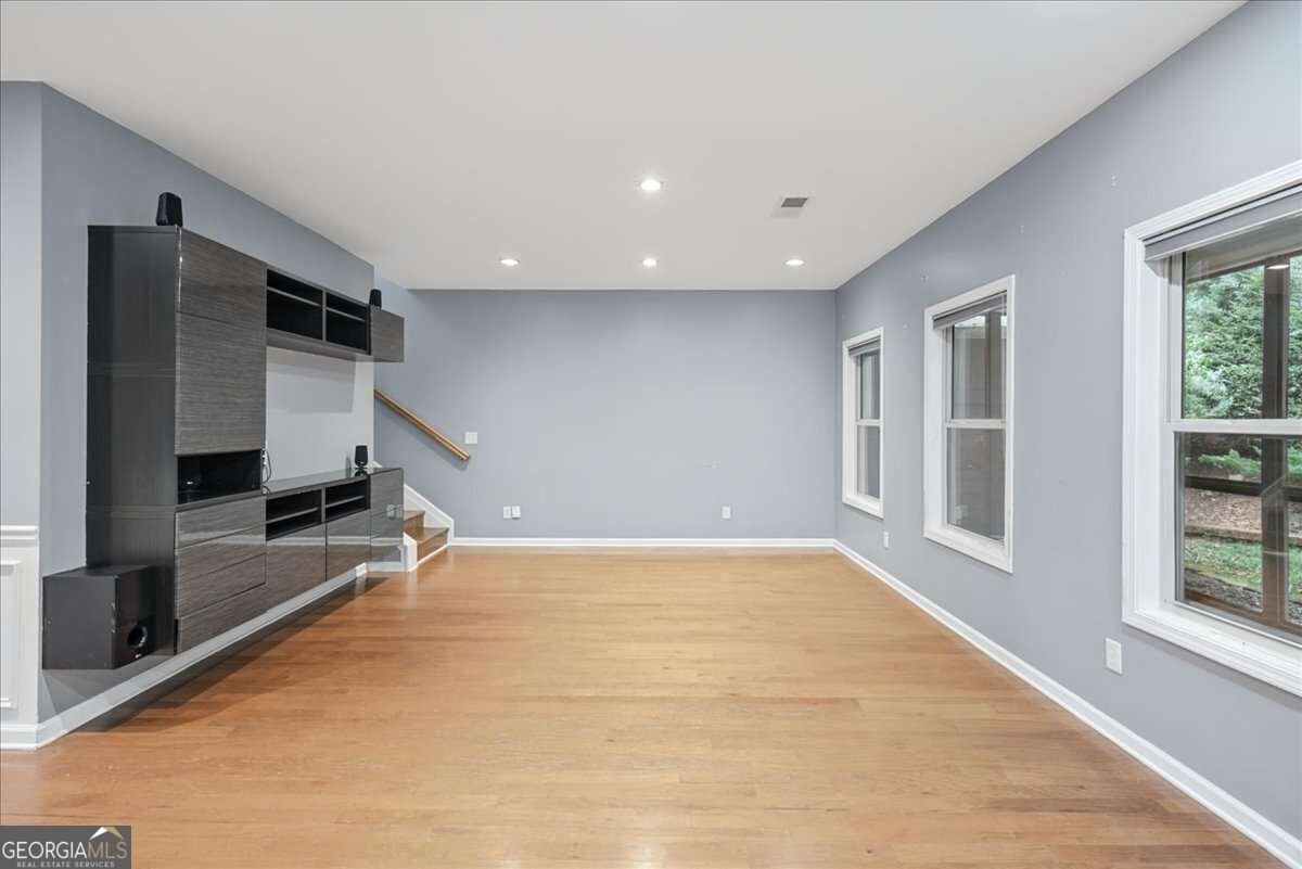 232 Haleys Court Woodstock - Photo 11