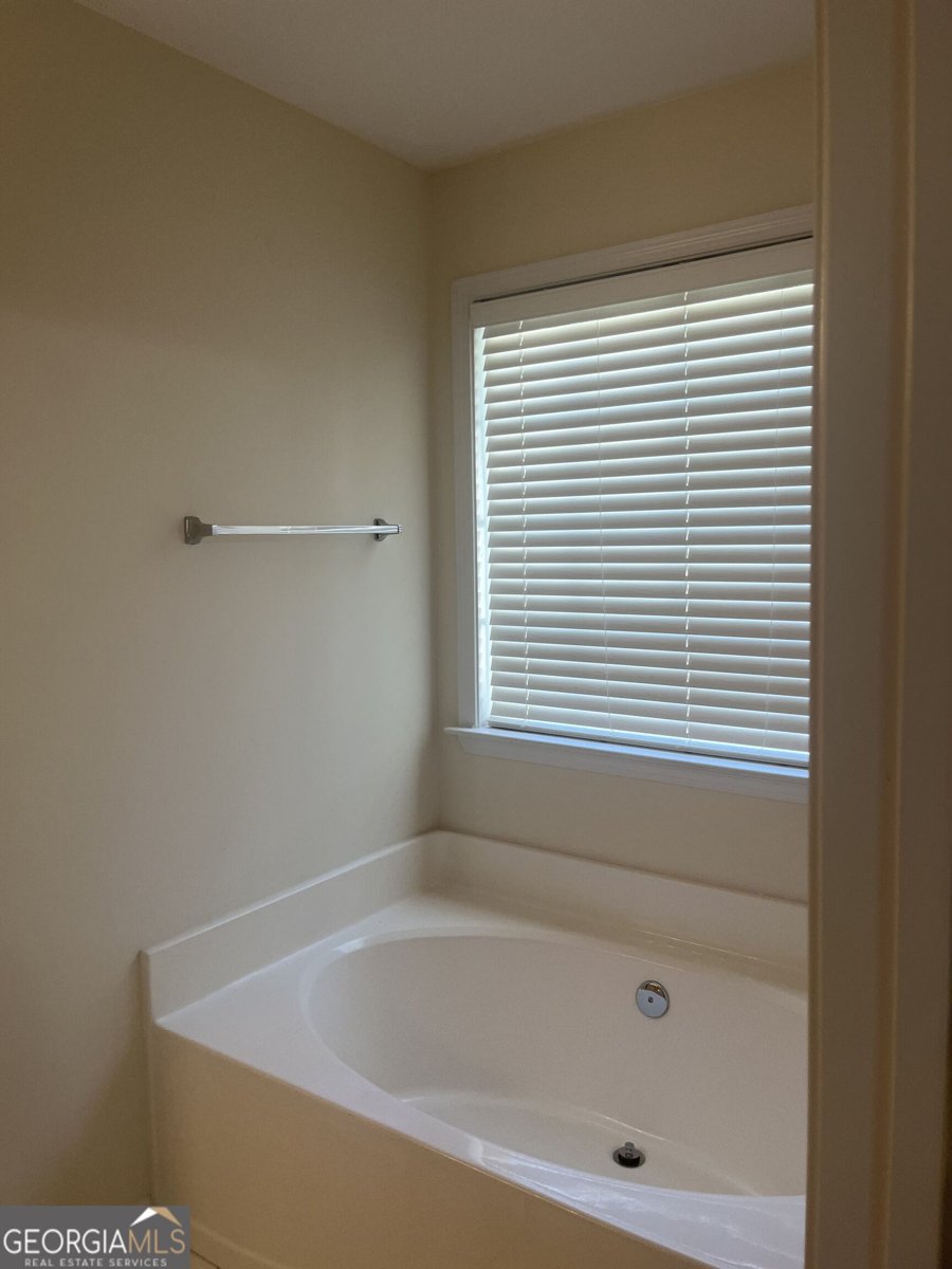 3881 Roxfield Drive Buford - Photo 29