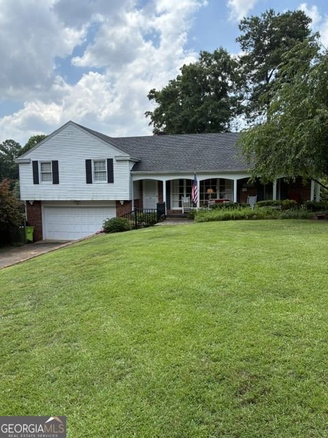 645 Patrick Place Sandy Springs - main photo
