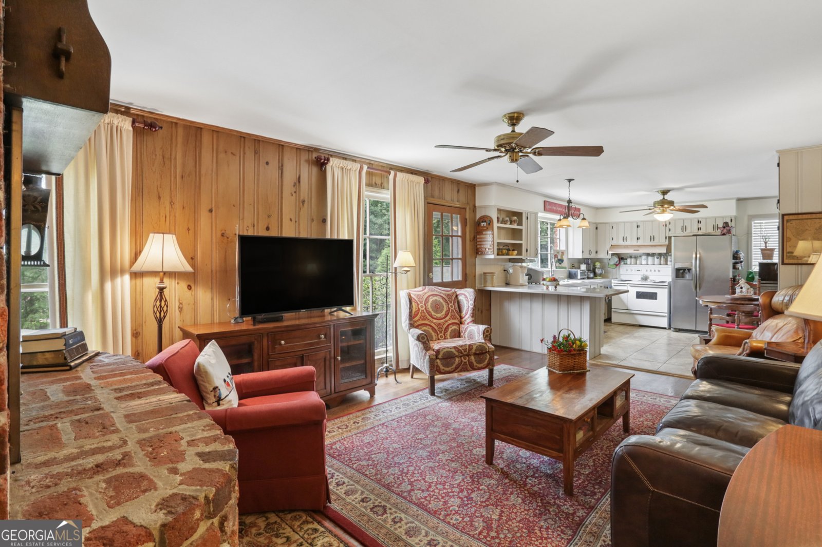 645 Patrick Place Sandy Springs - Photo 6