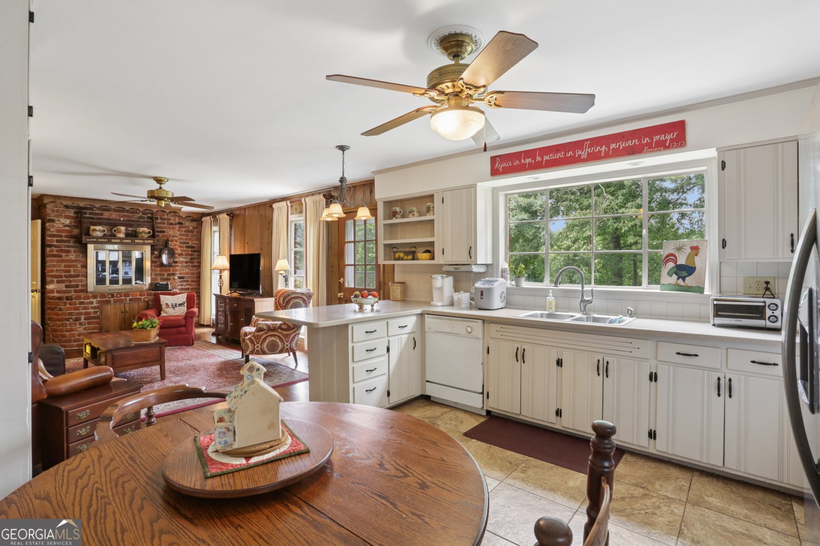 645 Patrick Place Sandy Springs - Photo 7