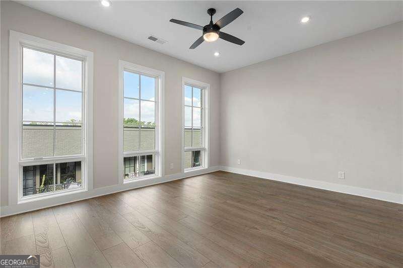 990 Bibbs Circle Atlanta - Photo 10