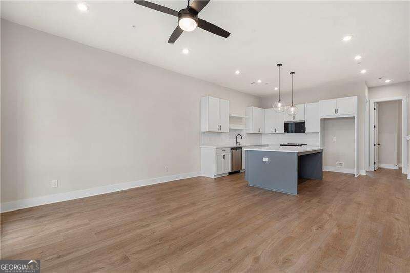 990 Bibbs Circle Atlanta - Photo 6