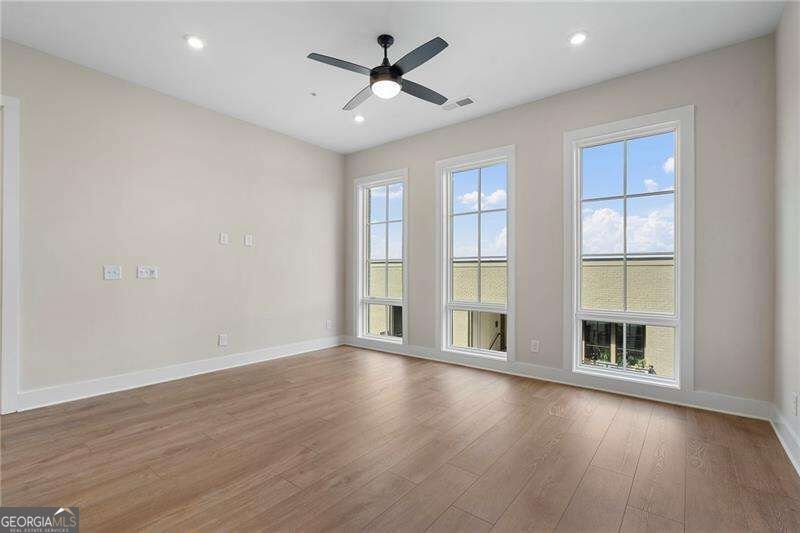 990 Bibbs Circle Atlanta - Photo 8