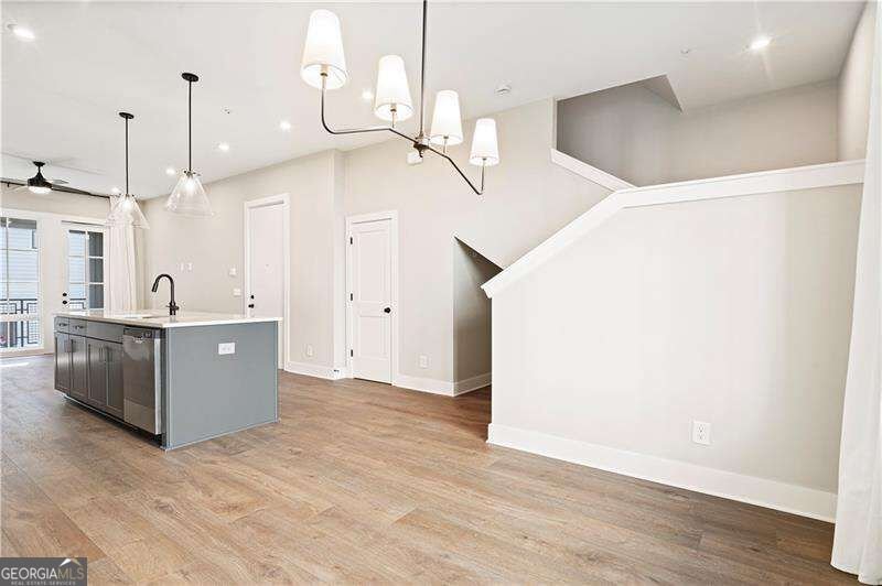 989 Bibbs Circle Atlanta - Photo 10
