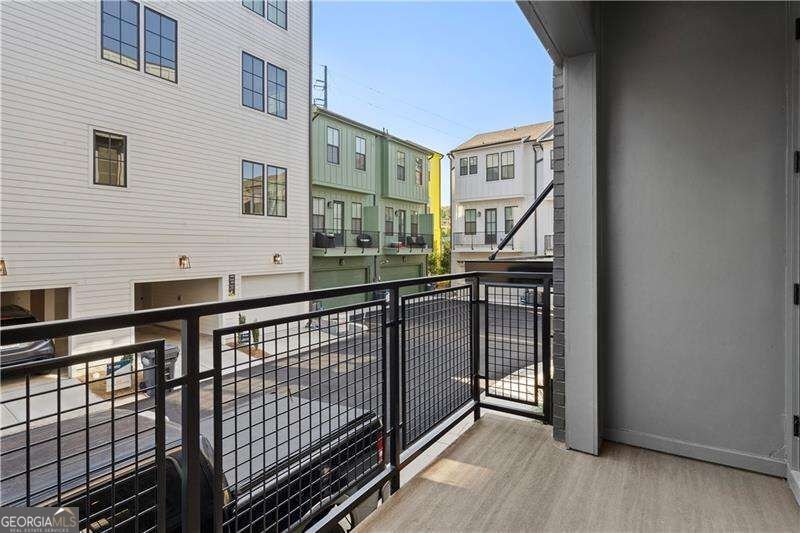 989 Bibbs Circle Atlanta - Photo 12