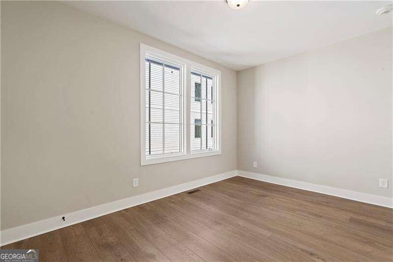 989 Bibbs Circle Atlanta - Photo 15