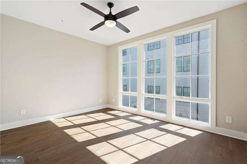 989 Bibbs Circle Atlanta - Photo 20