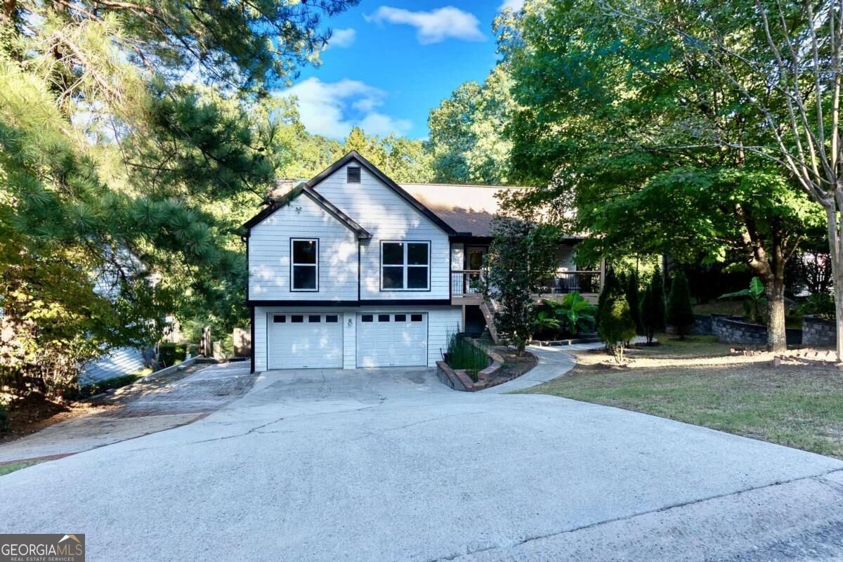 5507 Riverside Drive Sugar Hill - main photo