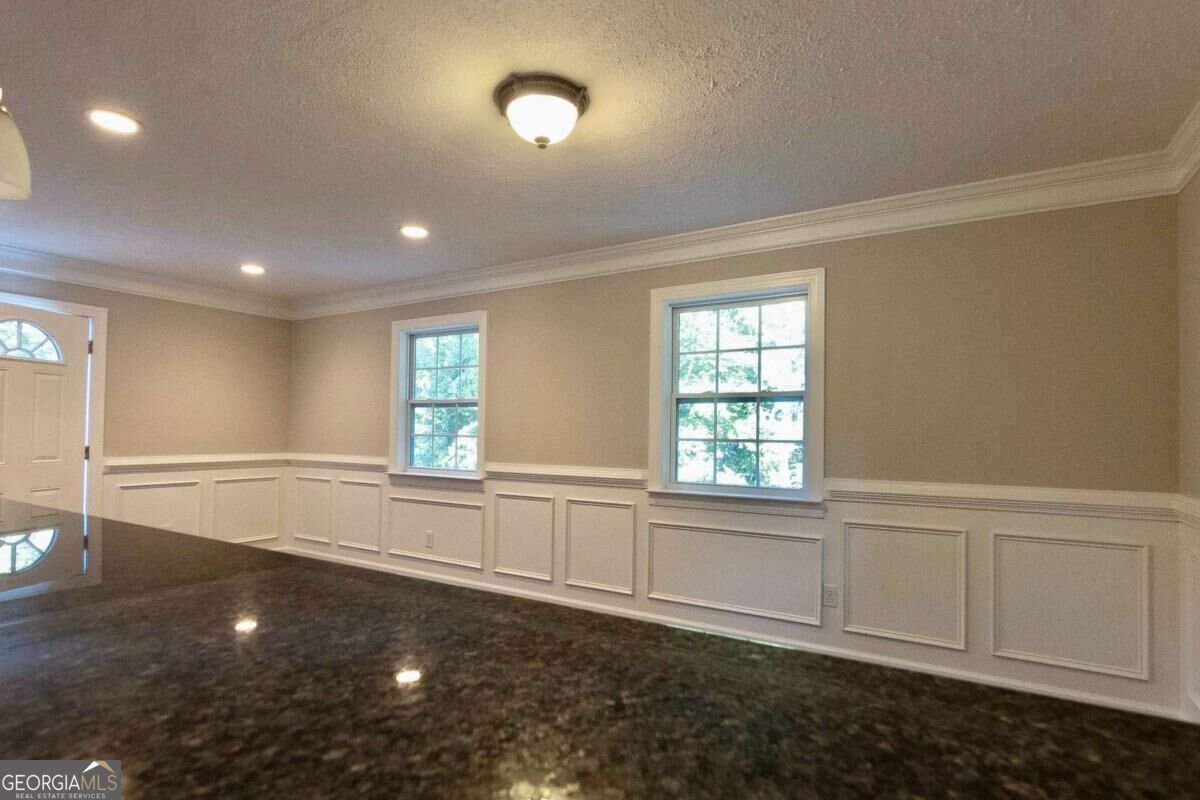 5507 Riverside Drive Sugar Hill - Photo 8