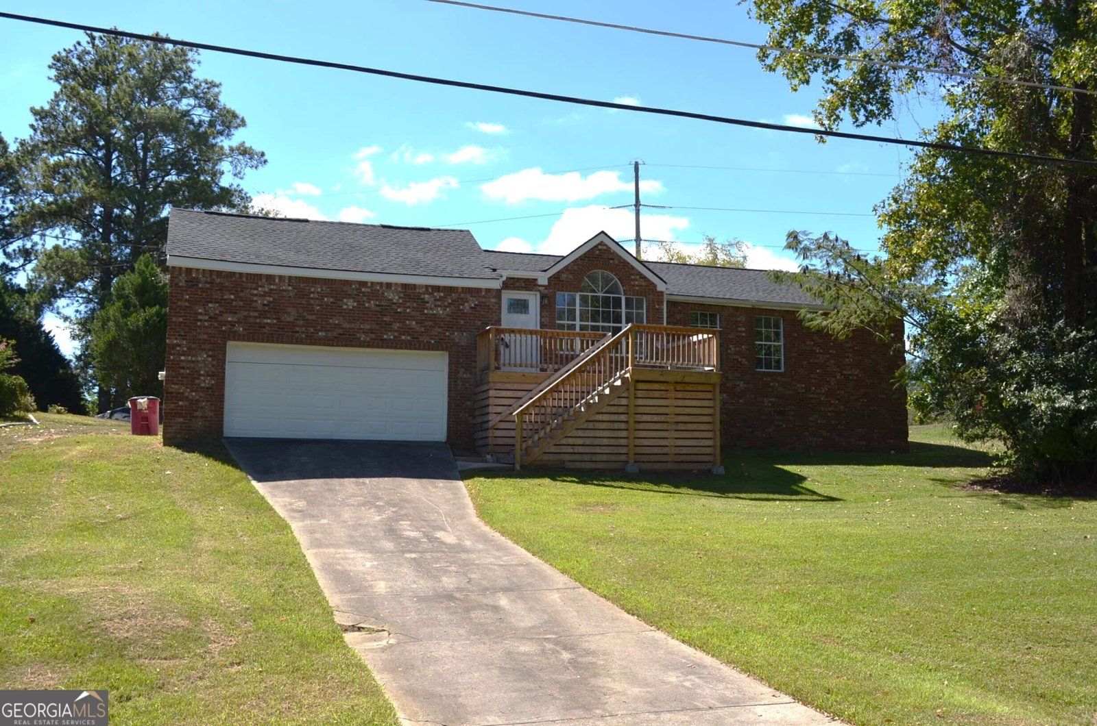 2311 Gwendale Drive Lizella - main photo