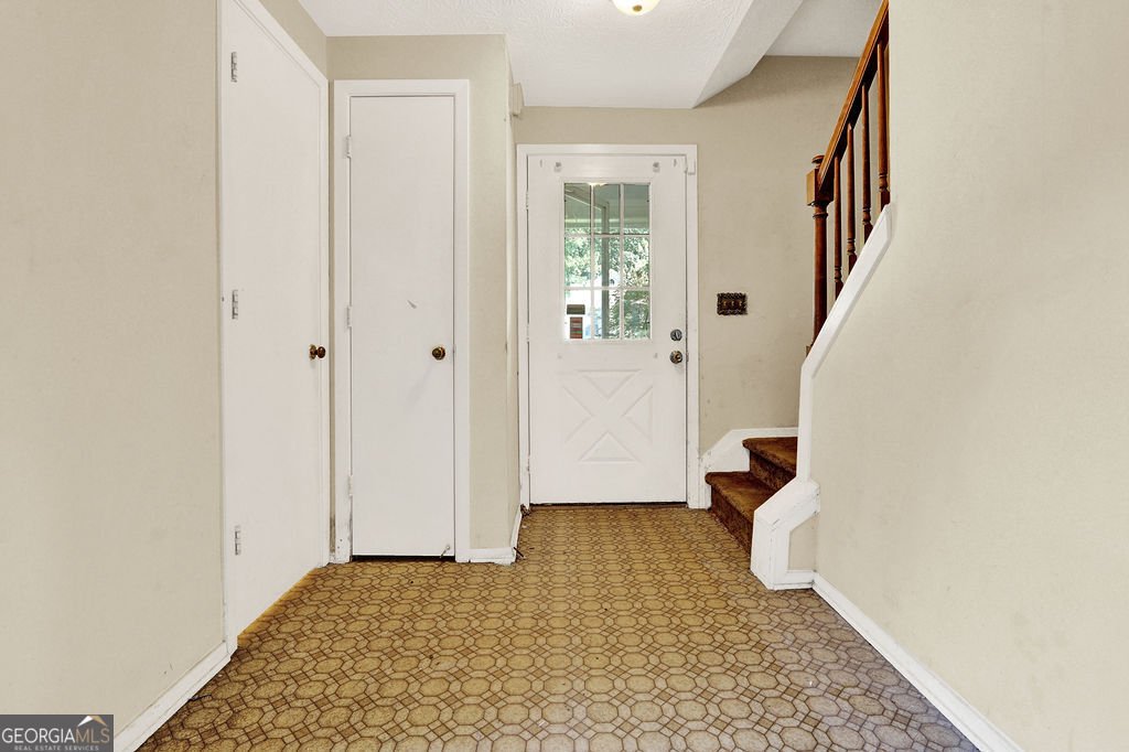 1330 Old Countryside Circle Stone Mountain - Photo 8