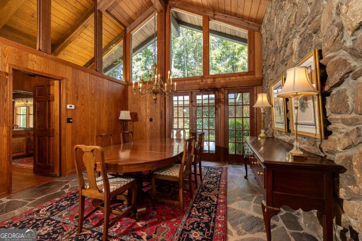 945 River Overlook Court Sandy Springs - Photo 14