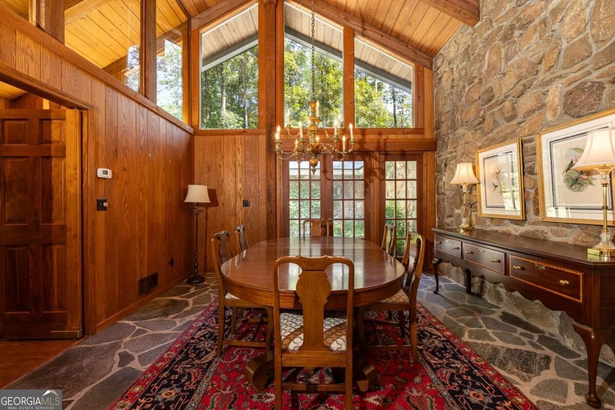 945 River Overlook Court Sandy Springs - Photo 15