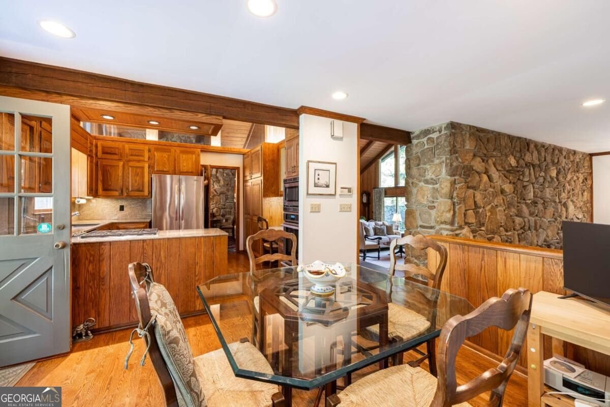 945 River Overlook Court Sandy Springs - Photo 19