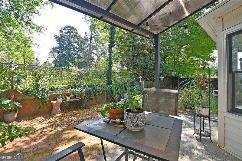 230 West Avenue Carrollton - Photo 25