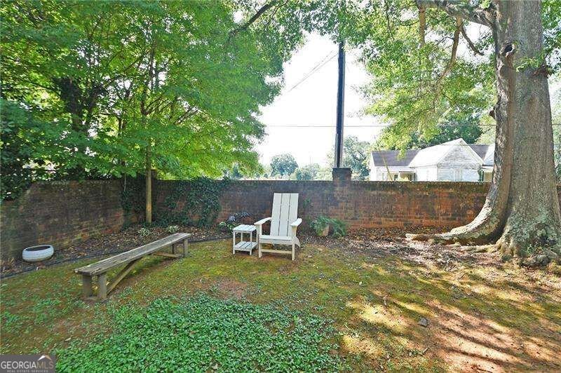 230 West Avenue Carrollton - Photo 26
