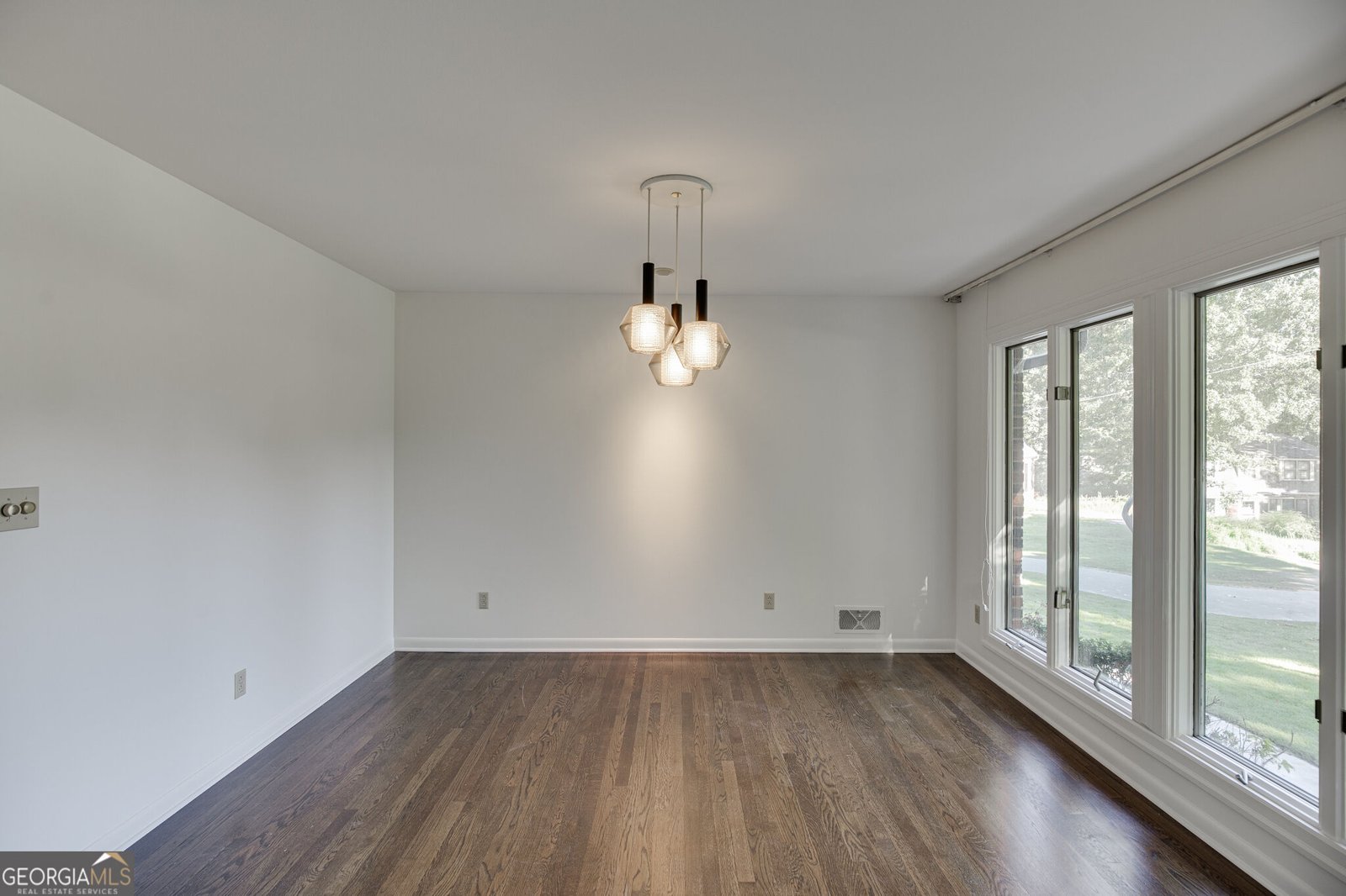 2602 Cosmos Court Atlanta - Photo 7