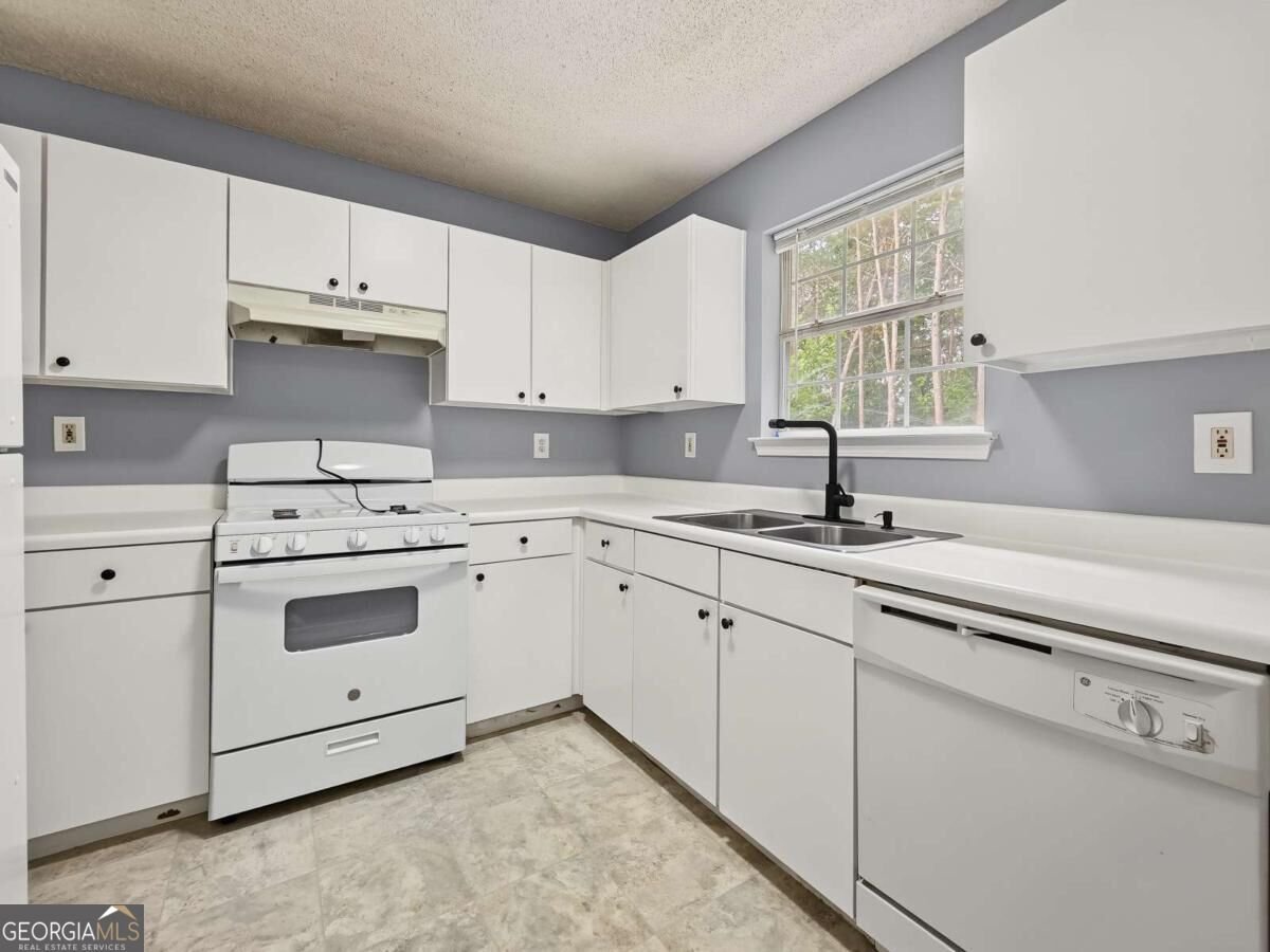 6195 Idlewood Circle Lithonia - Photo 10