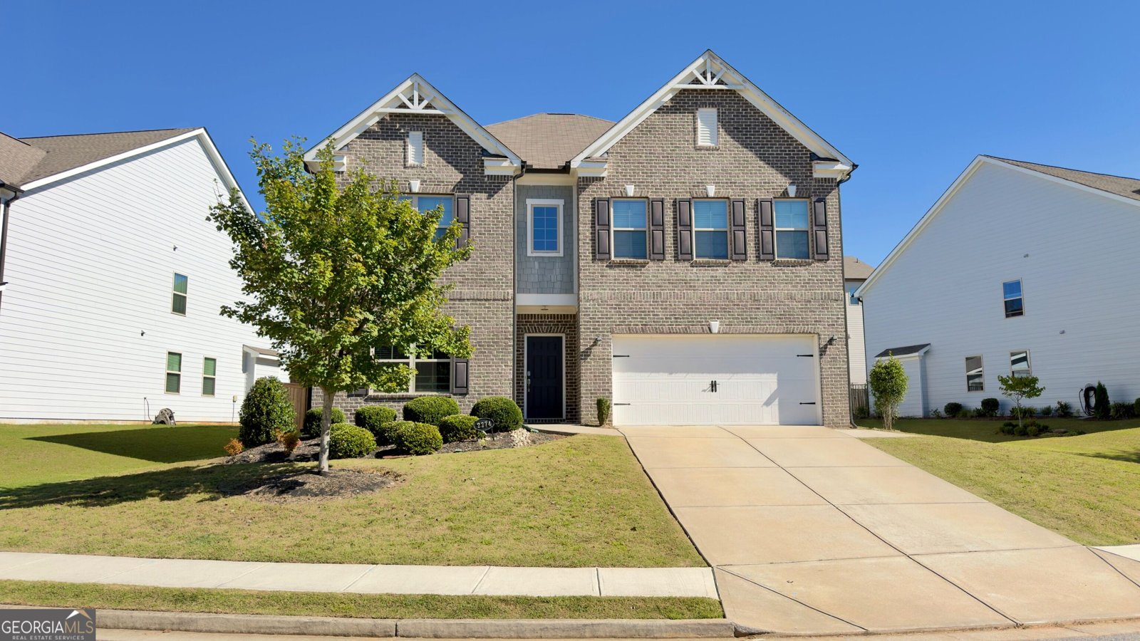 2274 Woodmarsh Circle Auburn - main photo