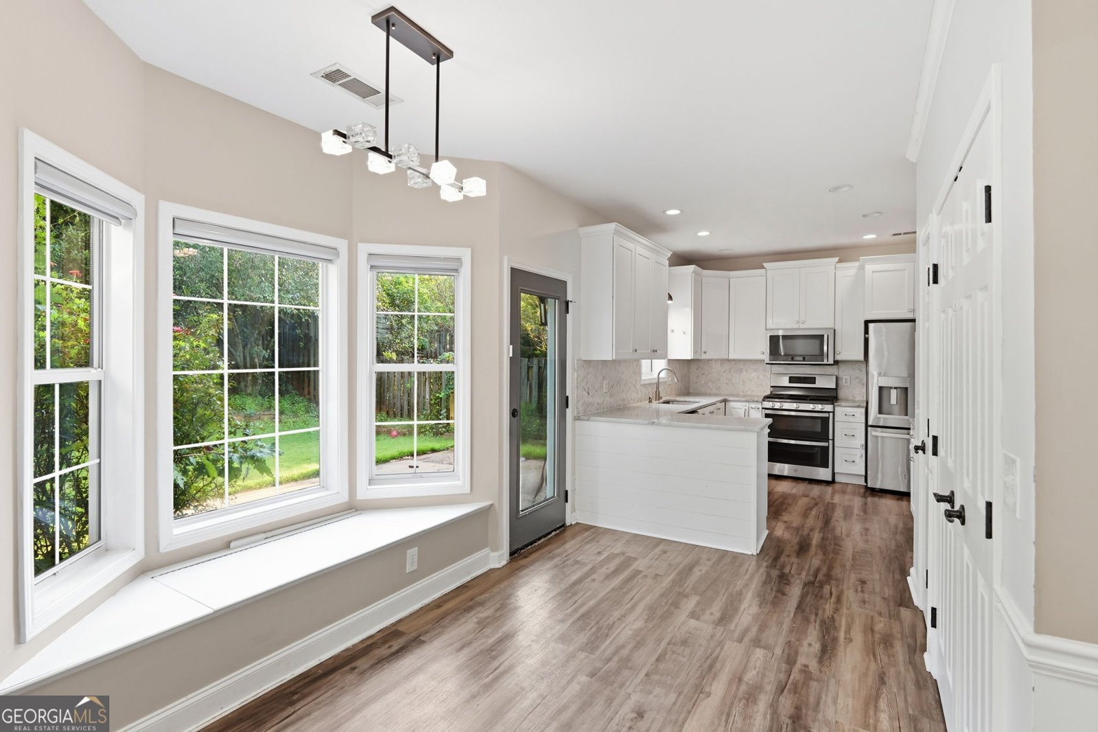 302 Highland Court Woodstock - Photo 12