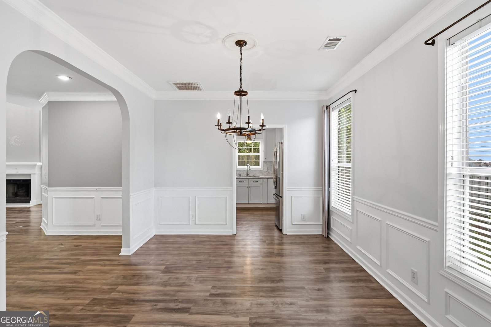 302 Highland Court Woodstock - Photo 6