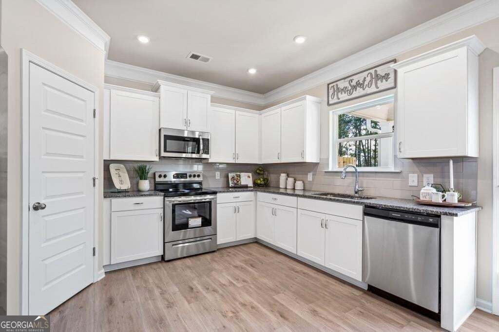 220 Everton Drive Woodstock - Photo 8