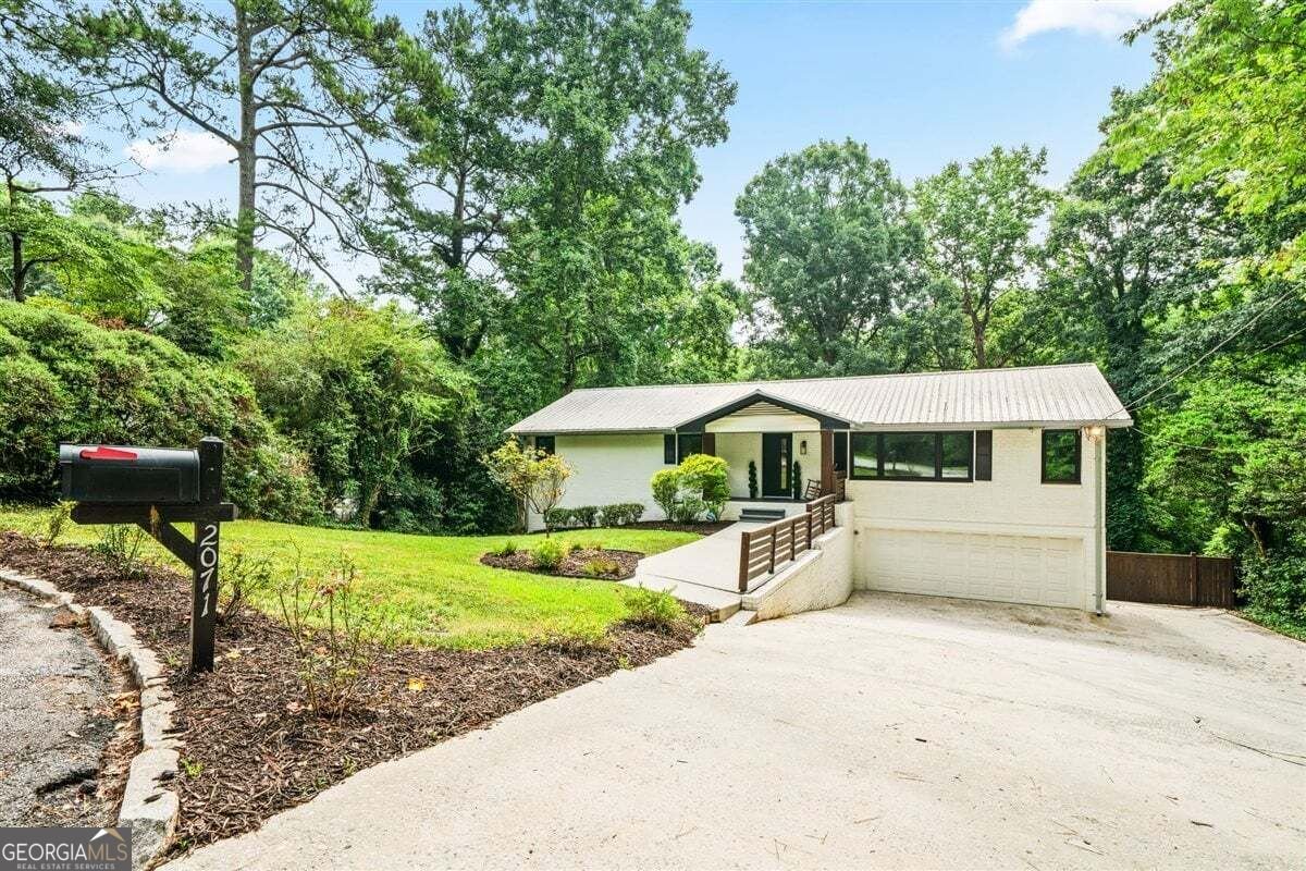 2071 Luxuria Court Tucker - Photo 39
