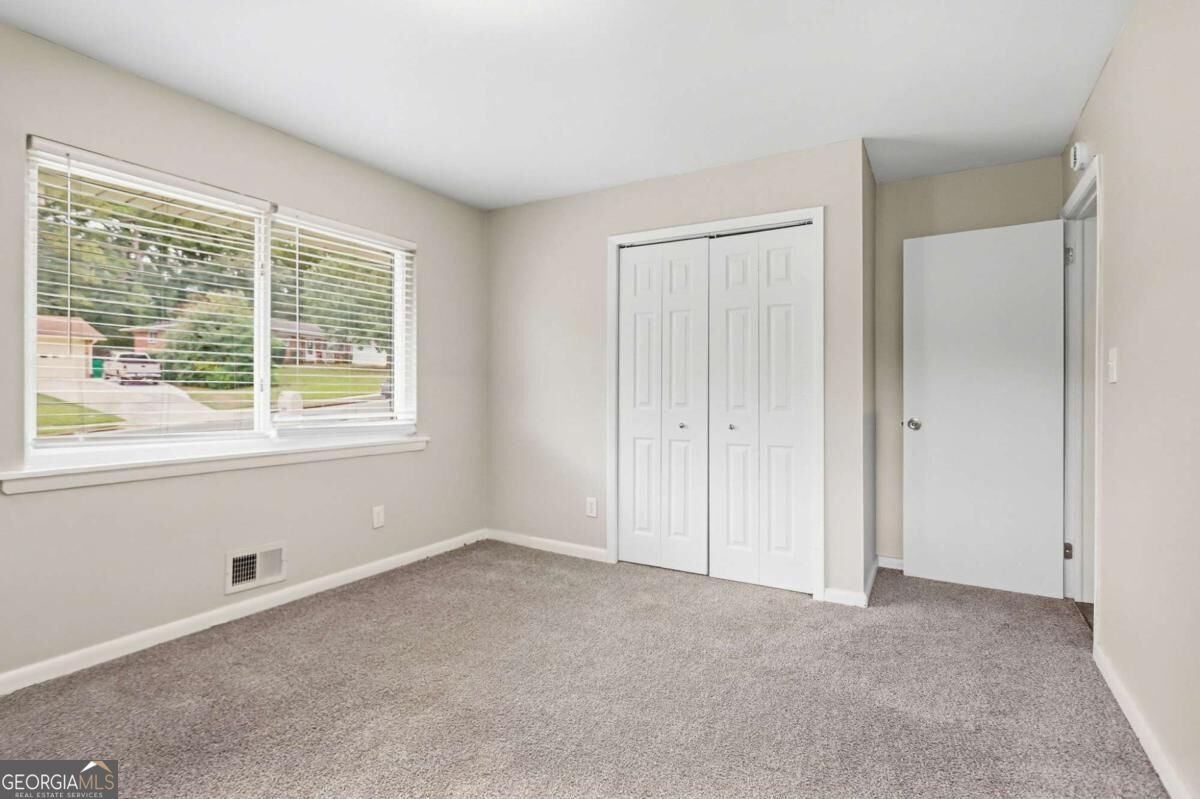 2434 Shamrock Drive Decatur - Photo 18