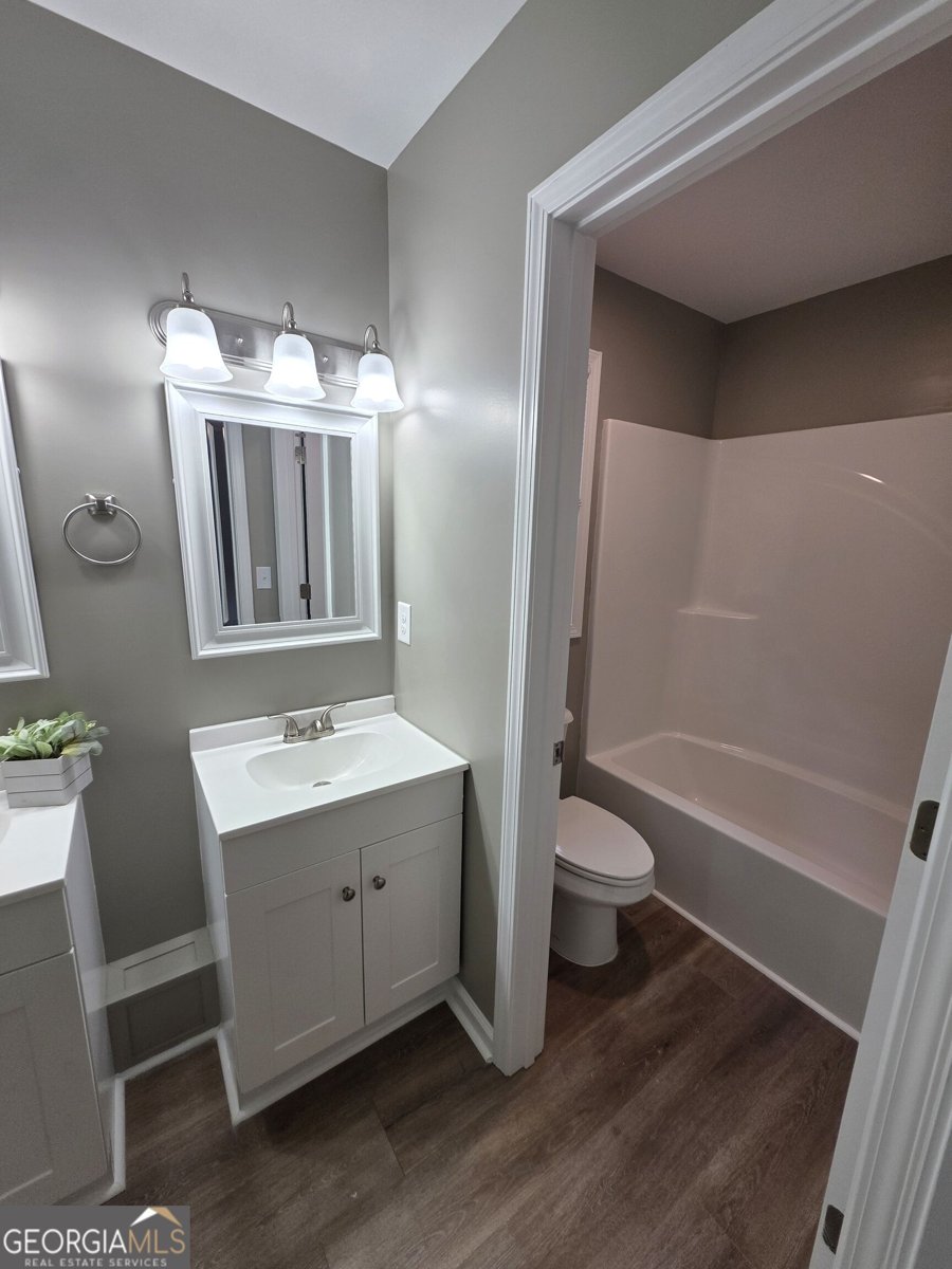 67 Woodbine Street Commerce - Photo 11