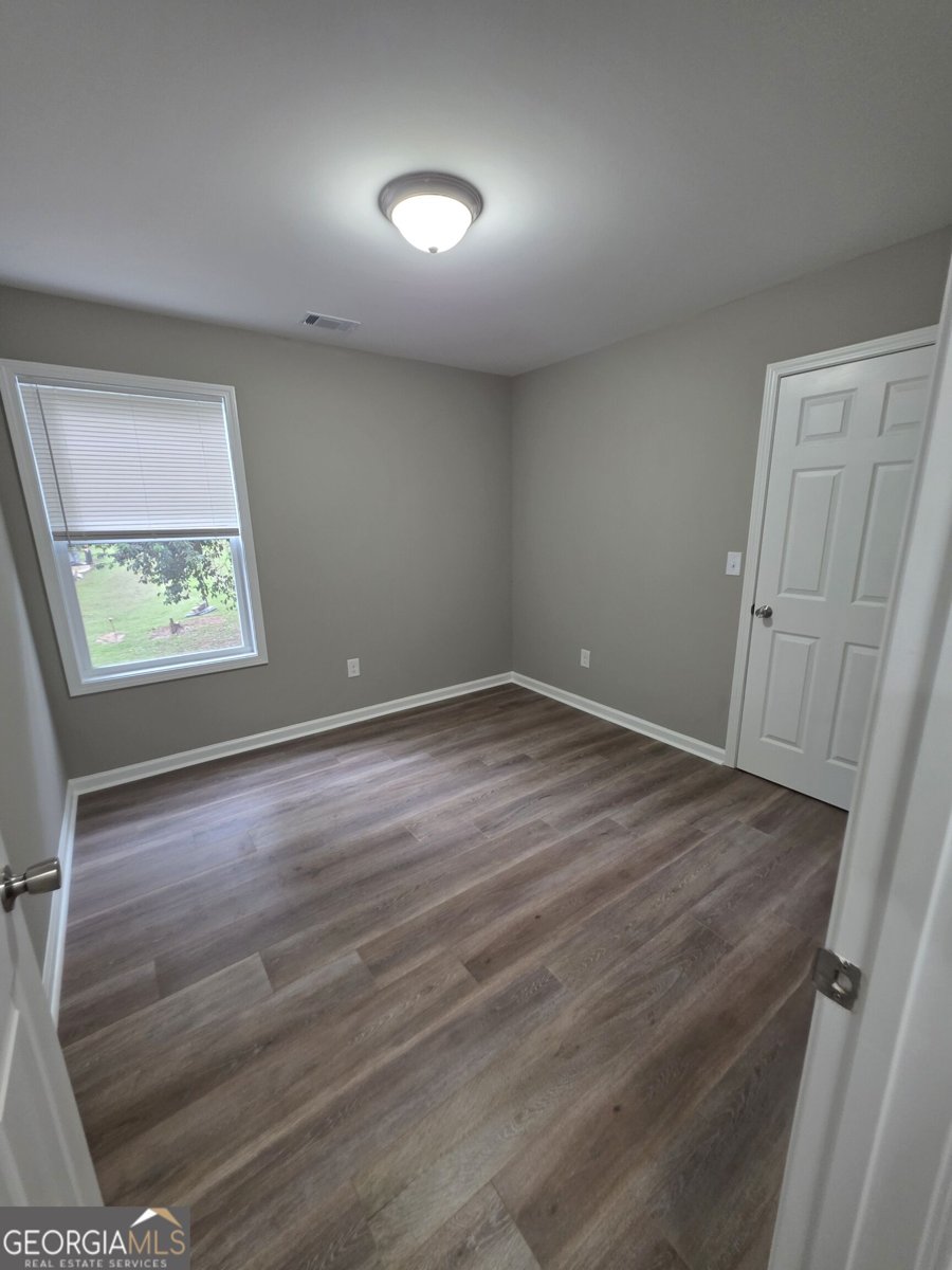 67 Woodbine Street Commerce - Photo 18
