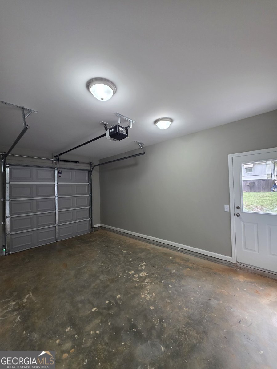 67 Woodbine Street Commerce - Photo 23