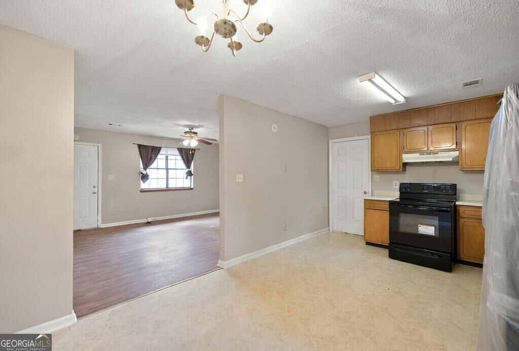 316 Peach Circle Fort Valley - Photo 11