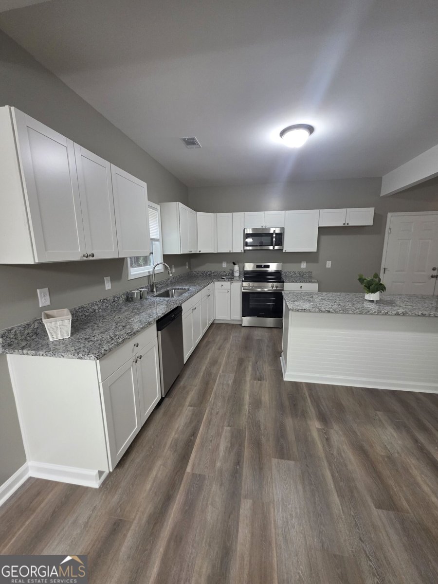 191 Laura Lane Commerce - Photo 8